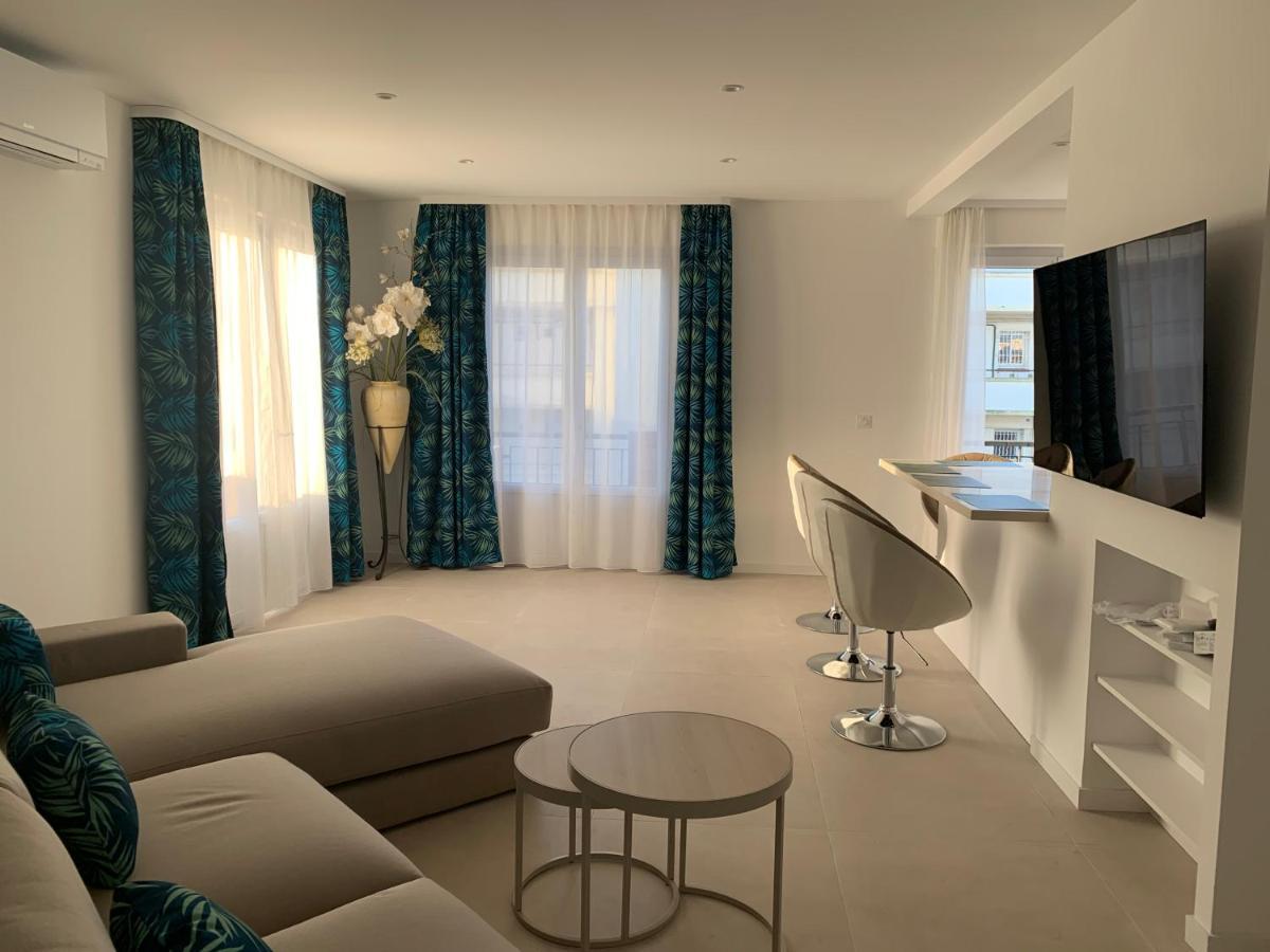 Ferienwohnung Douceurs Des Iles Fréjus Exterior foto