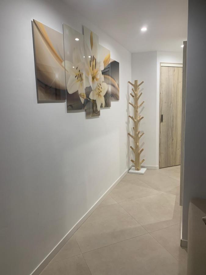 Ferienwohnung Douceurs Des Iles Fréjus Exterior foto